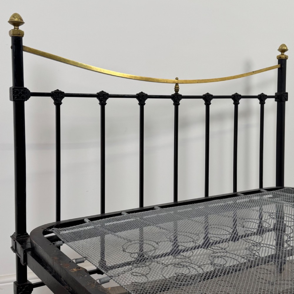 Antique 19th Century Fine Quality Brass And Iron Double Bed View VI