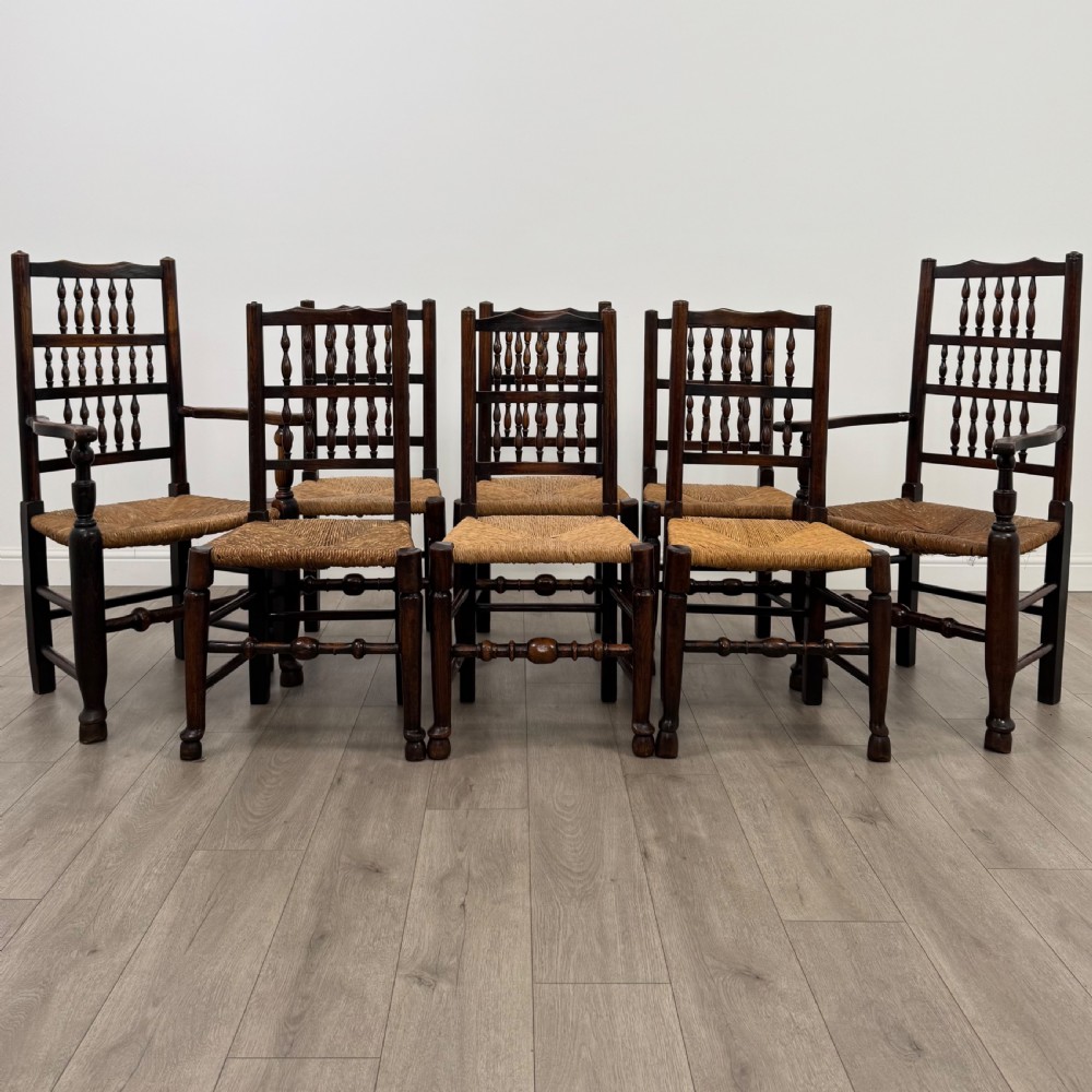 Antique 19th Century Set Of 8 Spindle Back Dining Chairs In Oak 