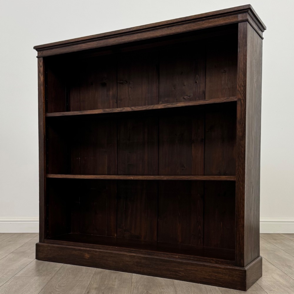 Antique 20th Century Good Quality Open Bookcase In Oak View III
