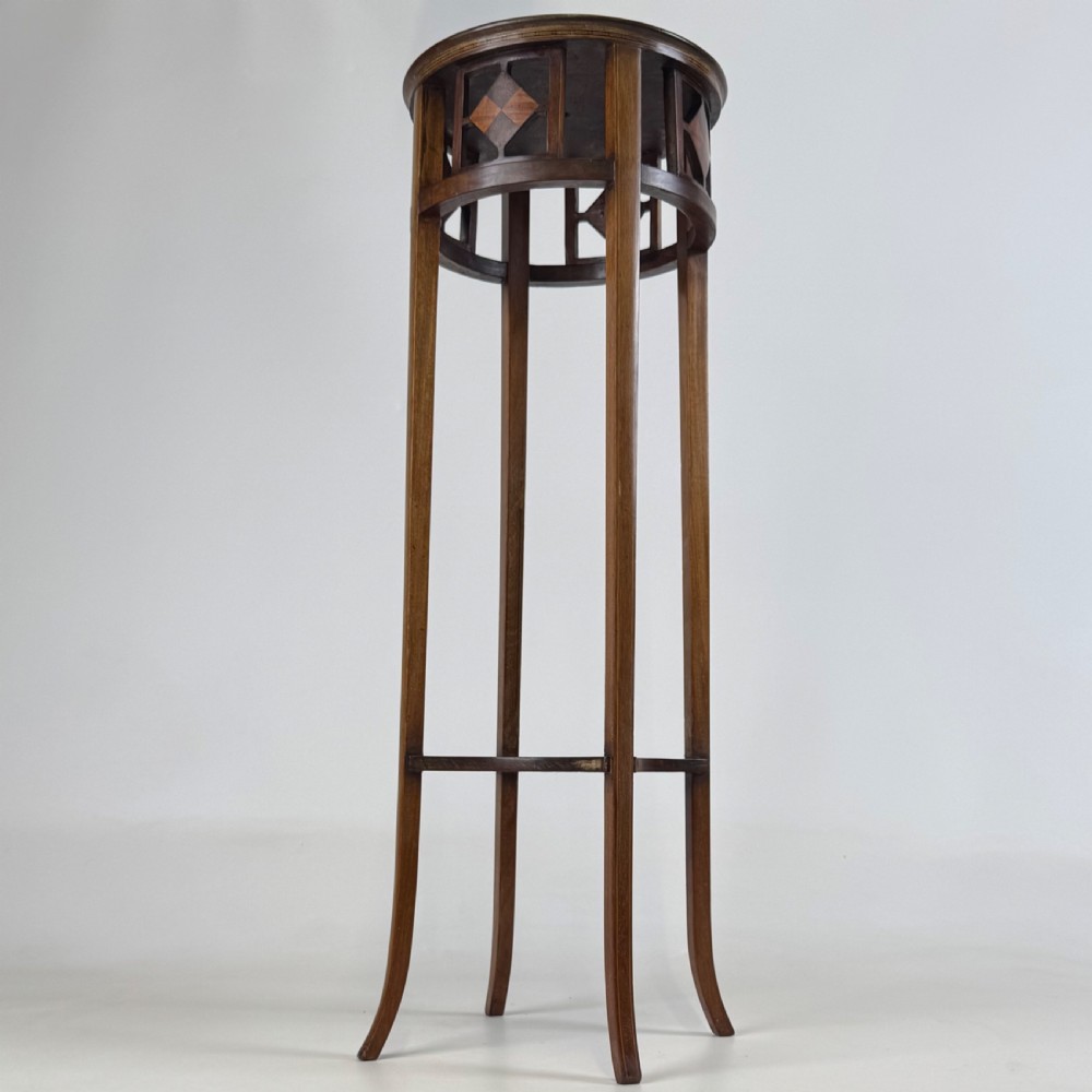 Antique 20th Century Decorative Plant Stand In Mahogany