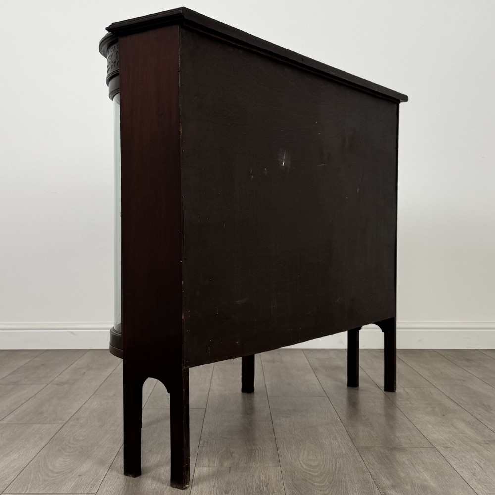 Antique 20th Century Bow Front Cabinet In Mahogany  View V