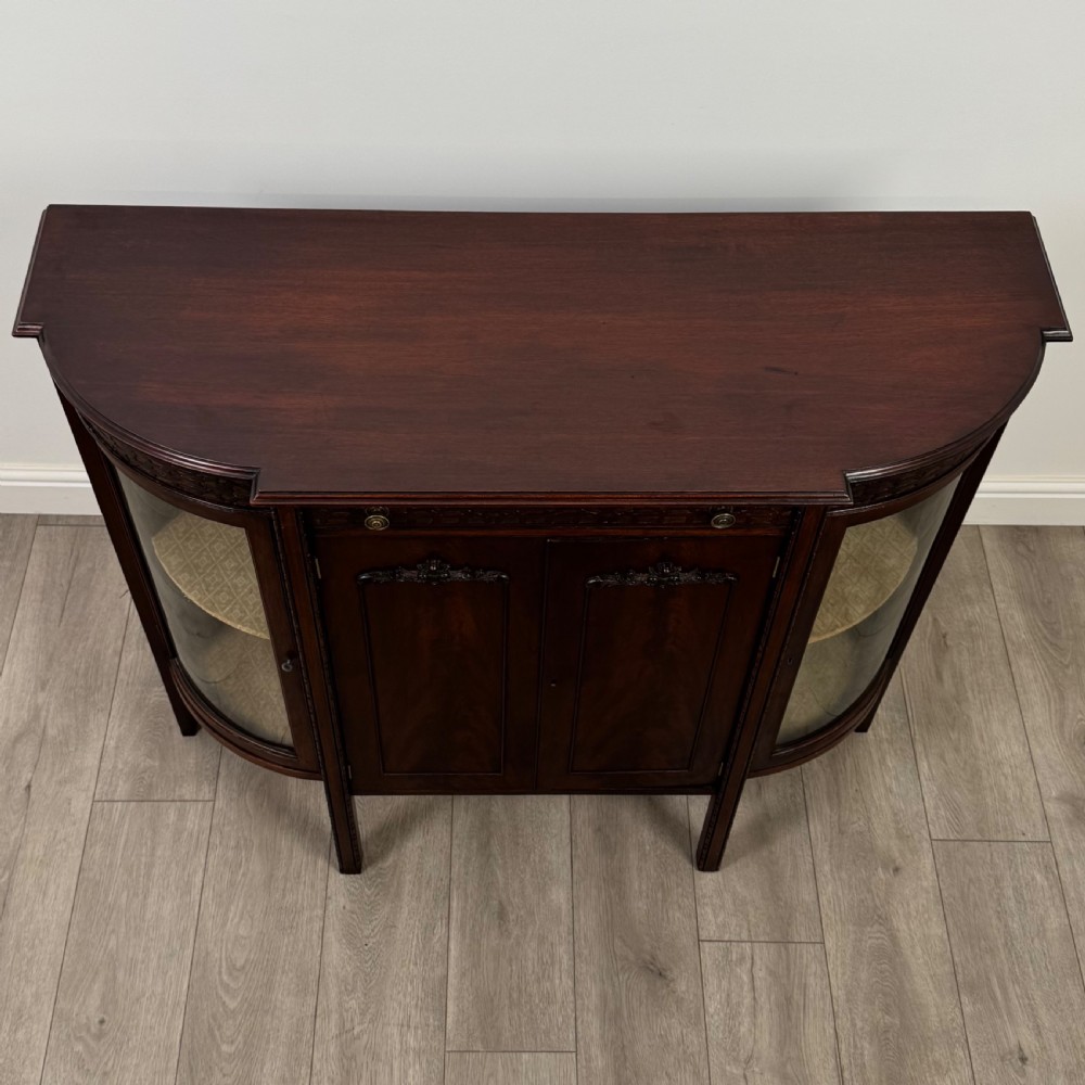 Antique 20th Century Bow Front Cabinet In Mahogany  View X