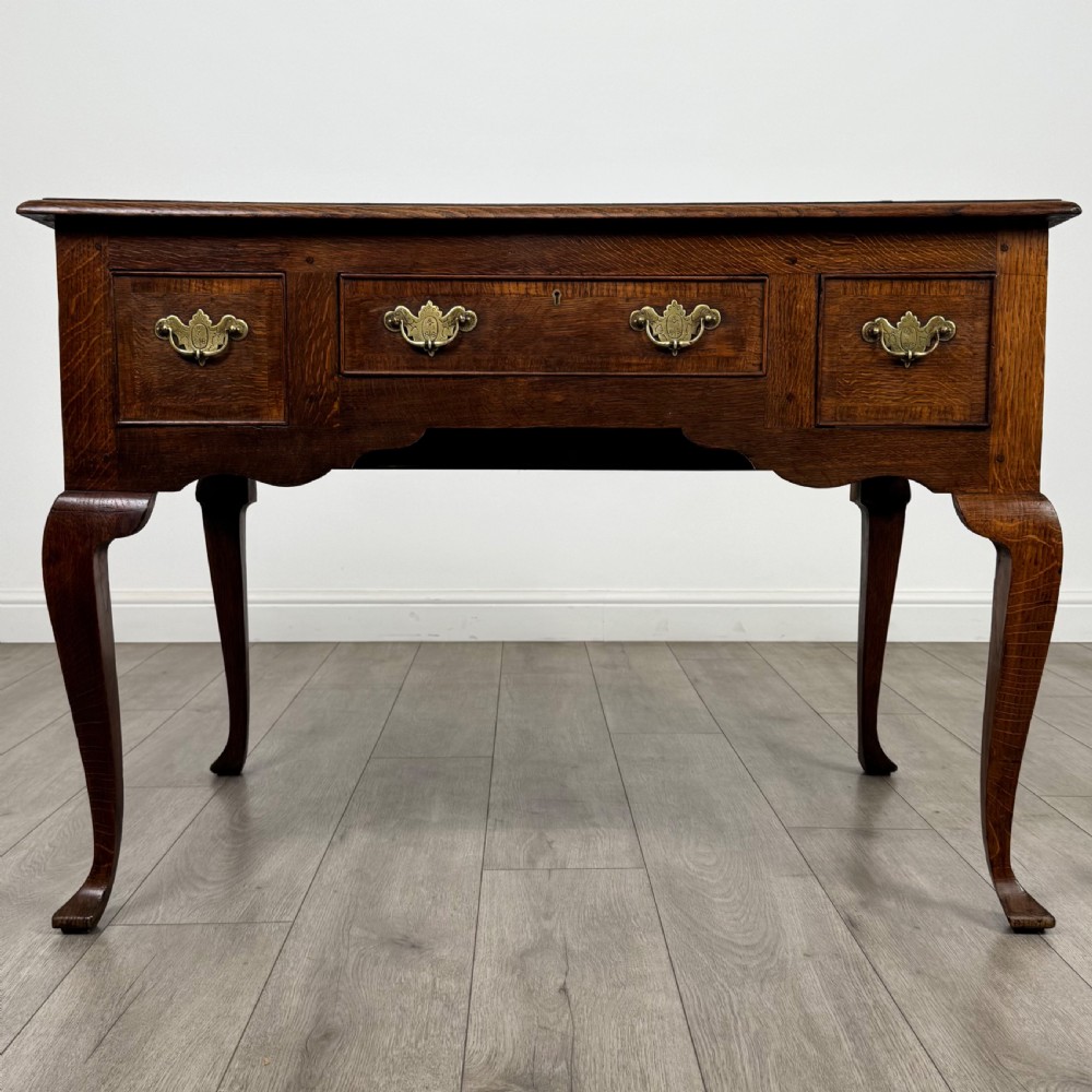  Antique 18th Century Fine Quality Writing Table In Oak 