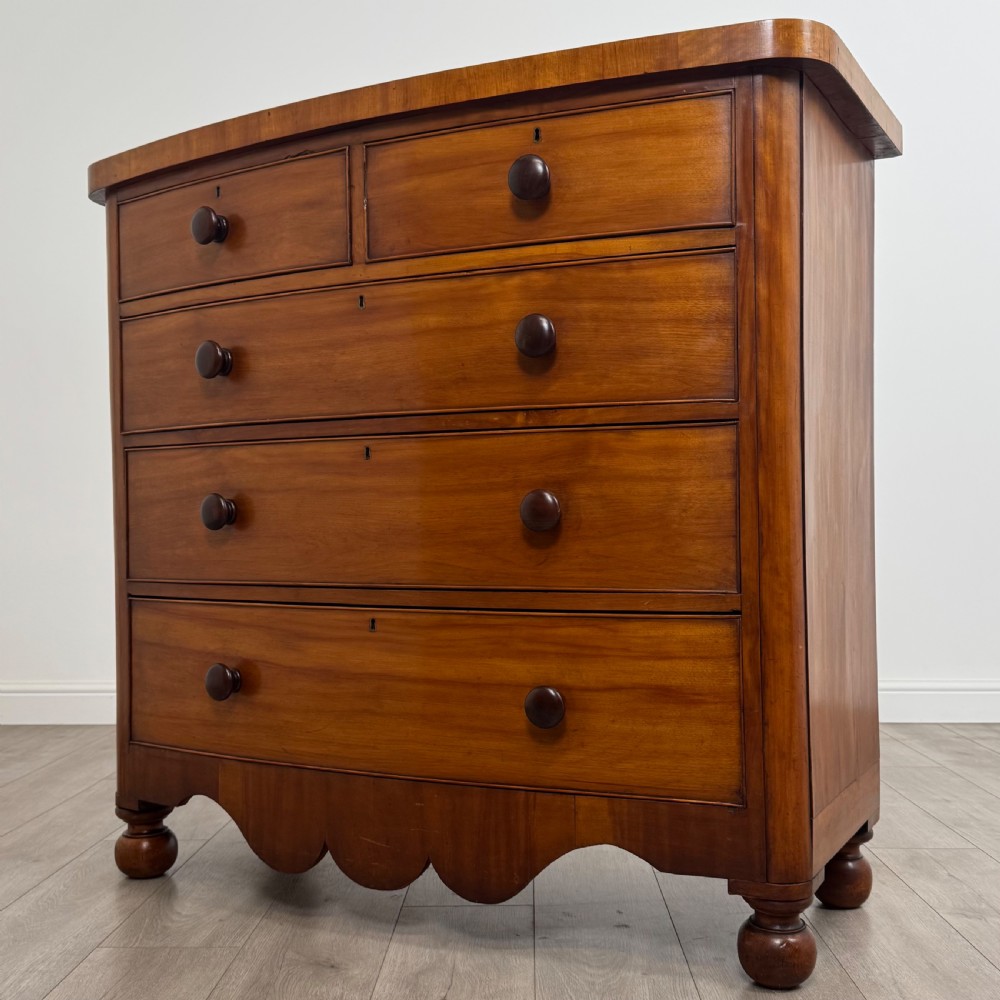  Antique 19th Century Bow Front Chest Of Drawers In Mahogany View II