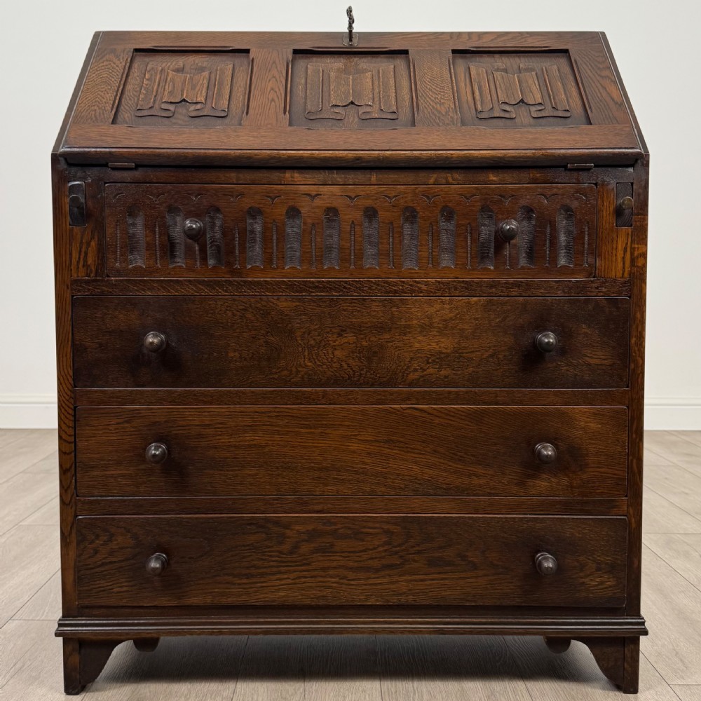Antique 20th Century Good Quality Linenfold Bureau In Oak 