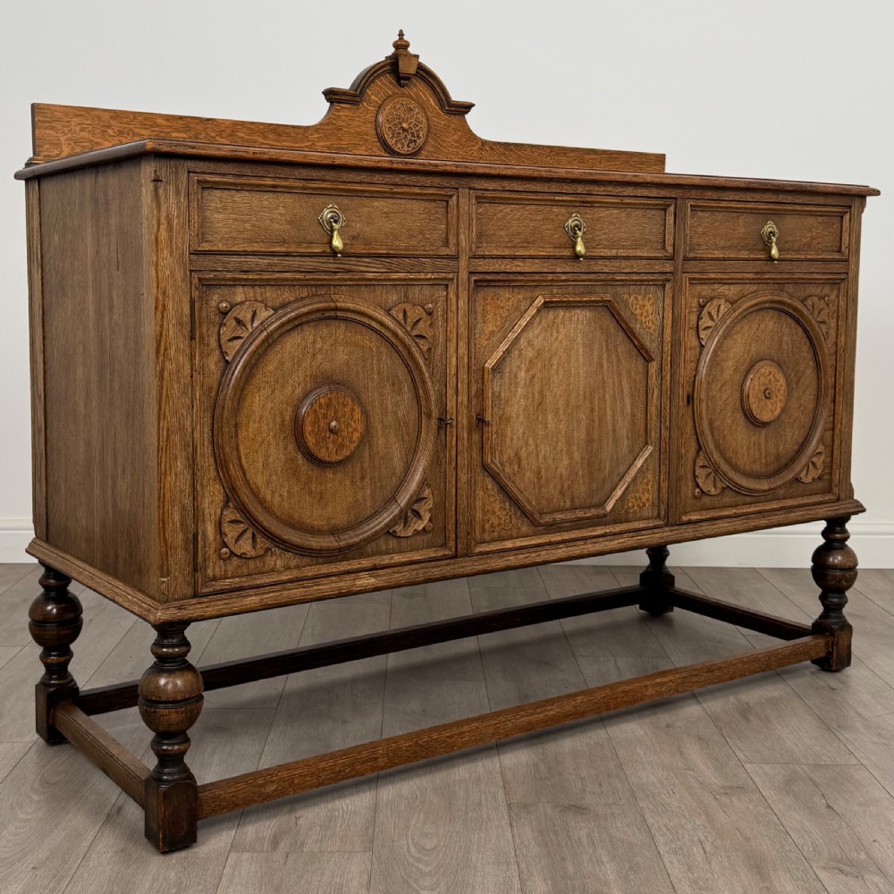 Antique 20th Century Good Quality Sideboard In Golden Oak  View X
