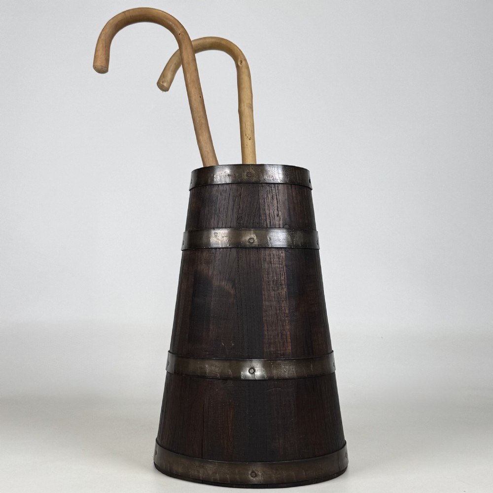  Antique 20th Century Barrel Umbrella Stand In Oak 