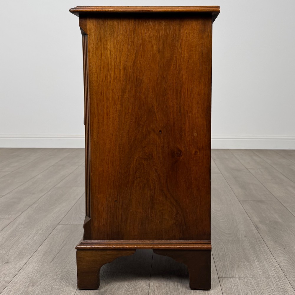 Antique 20th Century Serpentine Chest Of Drawers In Burr Walnut View III
