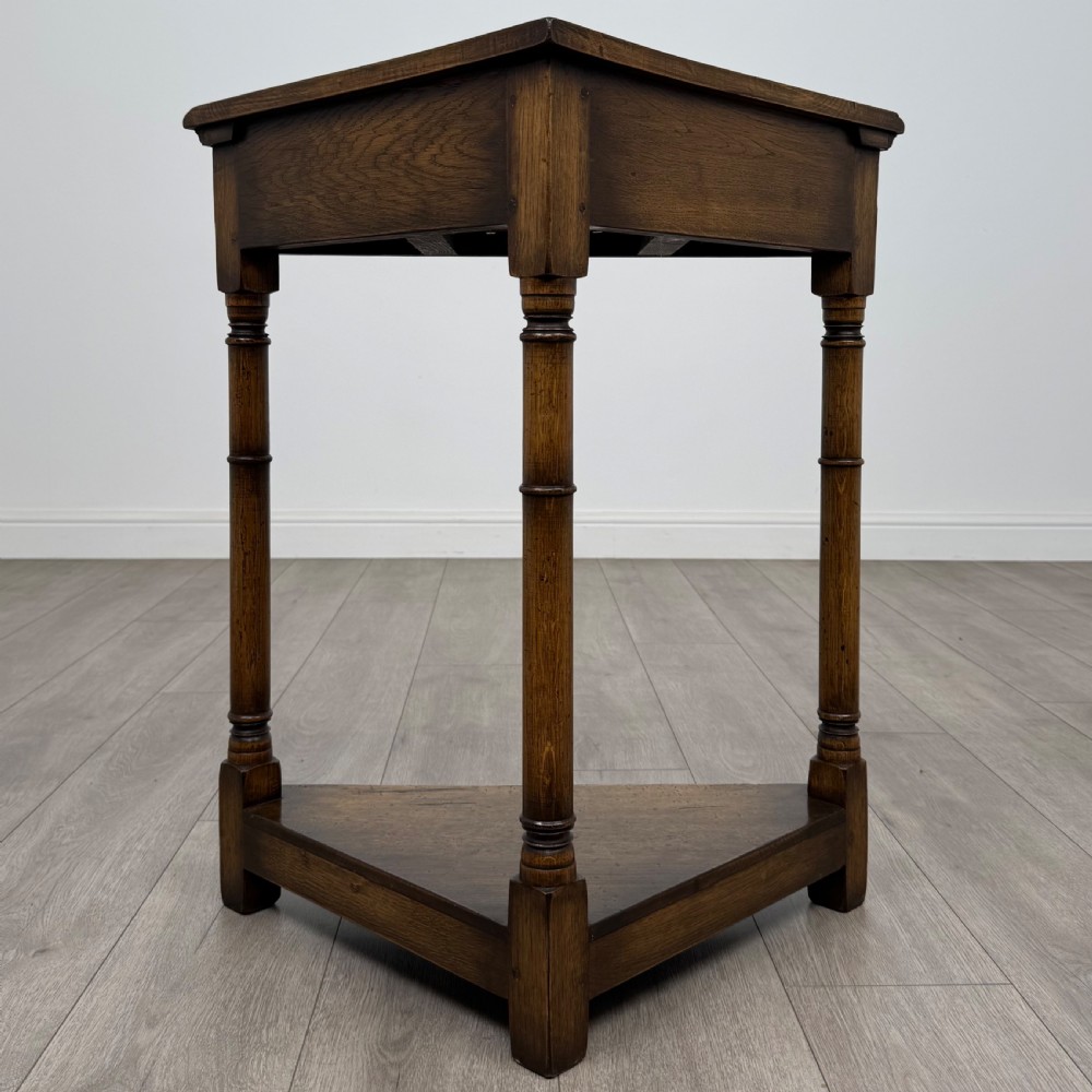 Antique 20th Century Small Oak Corner Table of Good Quality  View II