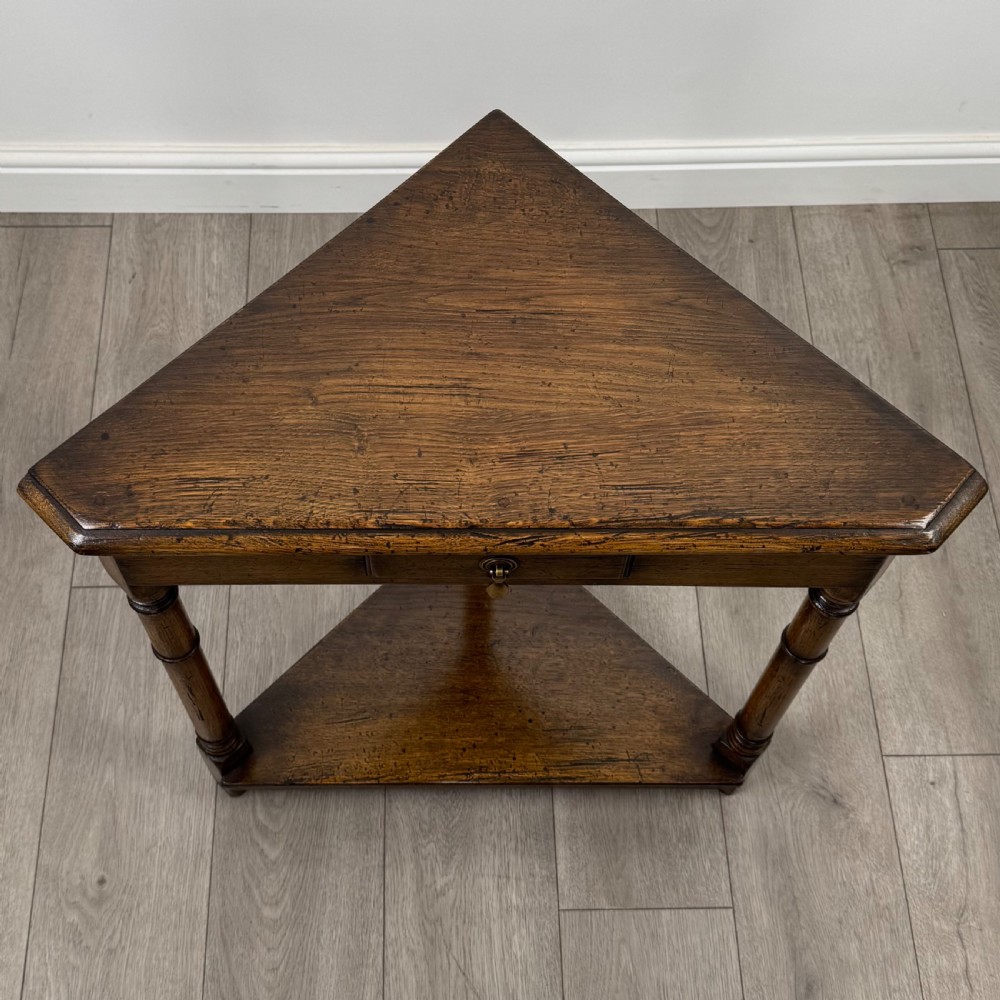 Antique 20th Century Small Oak Corner Table of Good Quality  View III