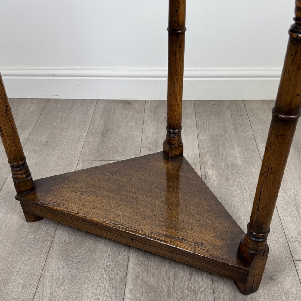 Antique 20th Century Small Oak Corner Table of Good Quality  View VI