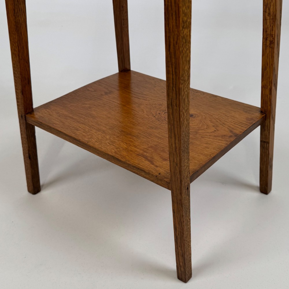 Antique 20th Century Good Quality Side Table In Golden Oak View X