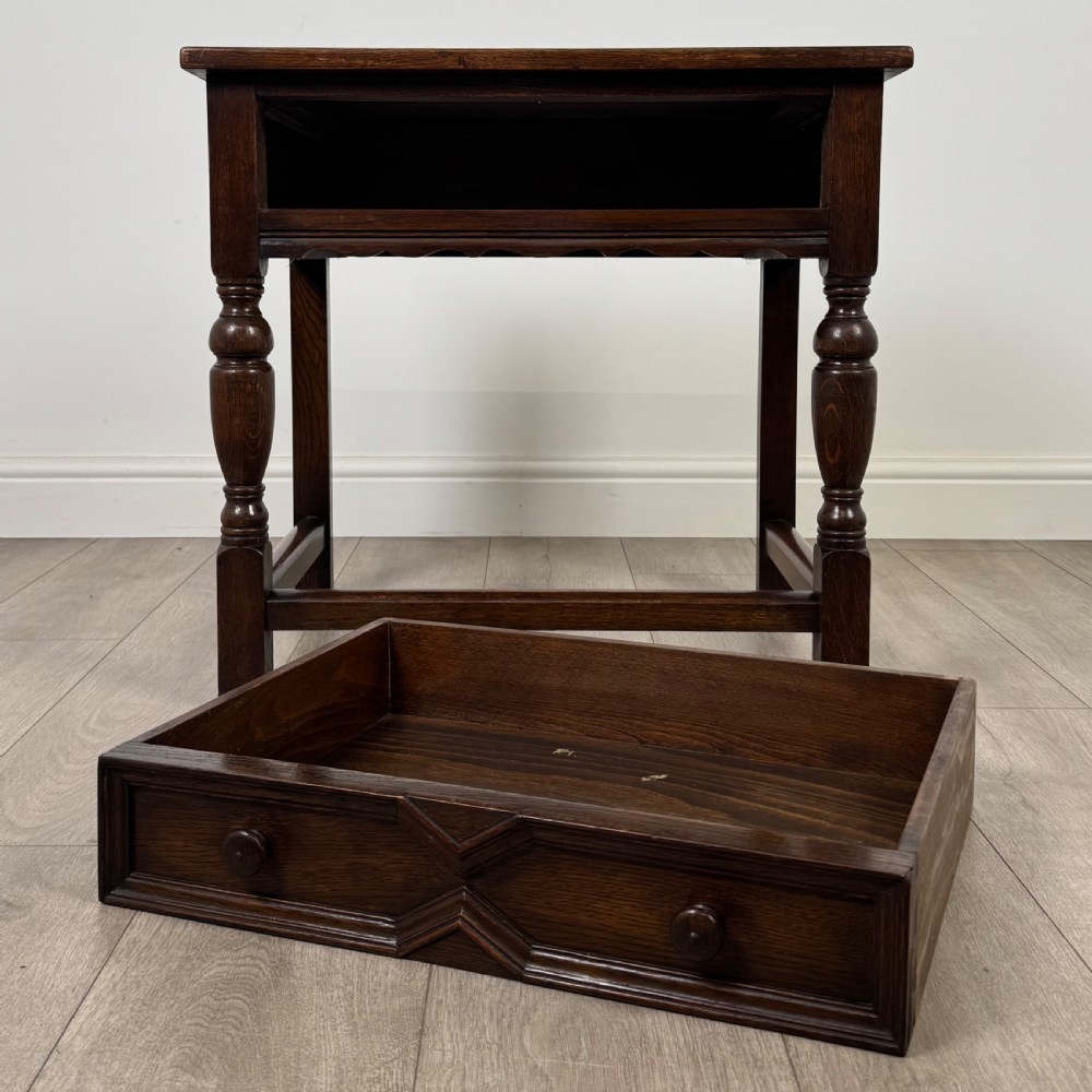 Antique 20th Century Geometric Side Table In Oak View X