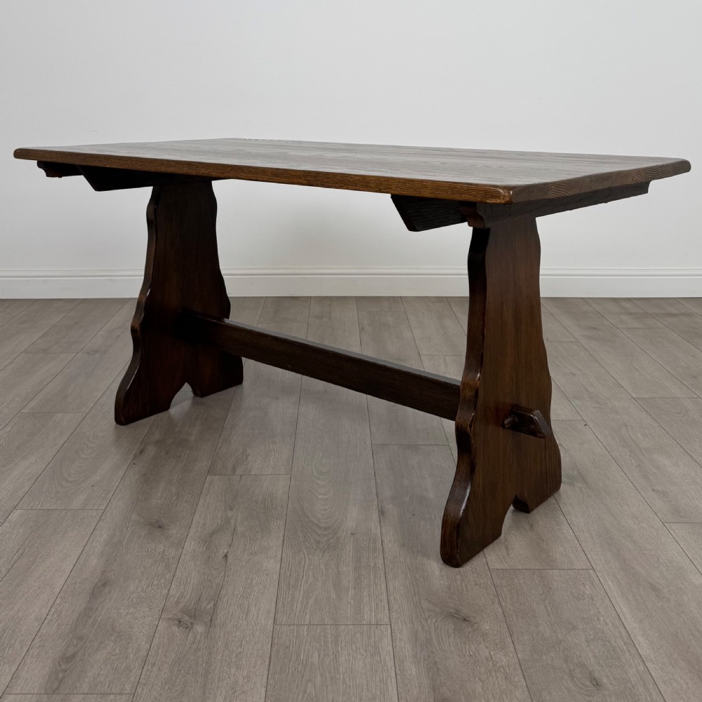  Antique 20th Century Oak Dining Table With 6 Dining Chairs  View II