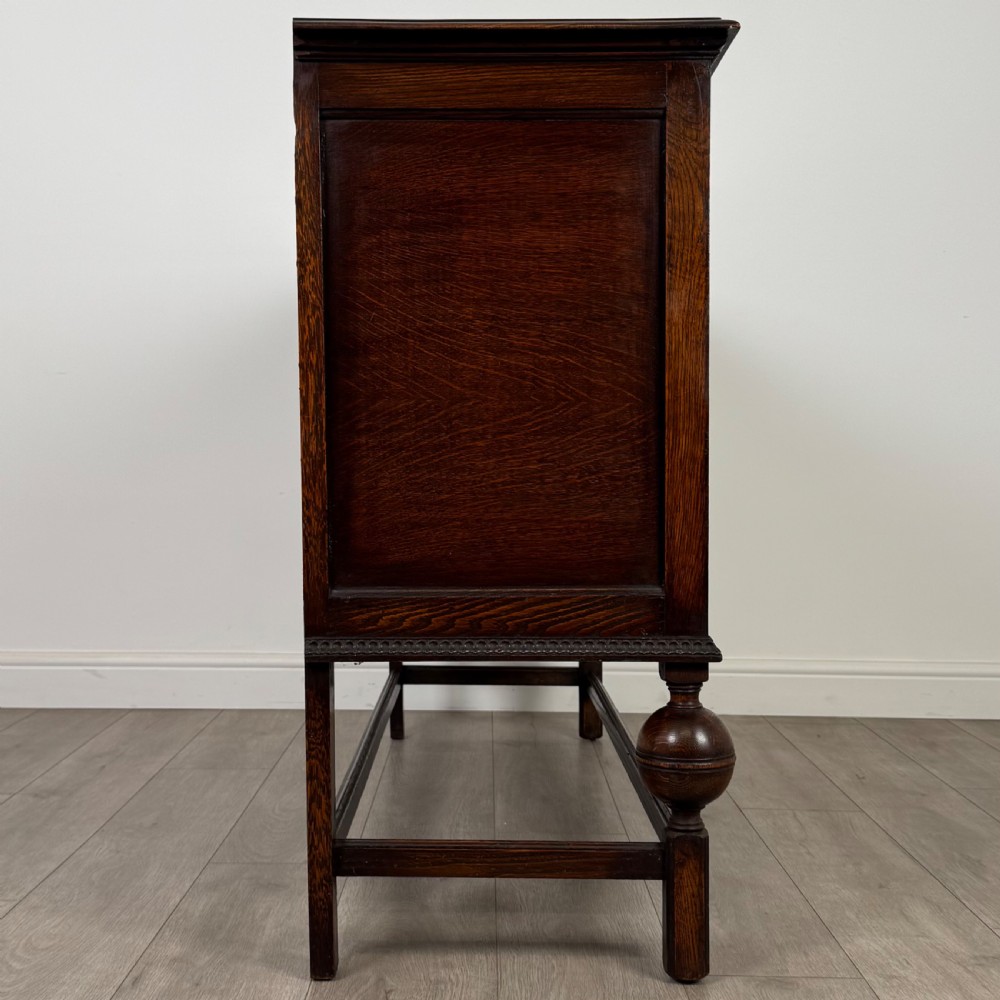Antique 20th Century Good Quality Sideboard In Oak View VIII