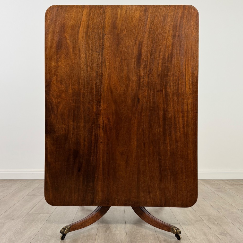 Antique 18th Century Breakfast Table In Mahogany  View II