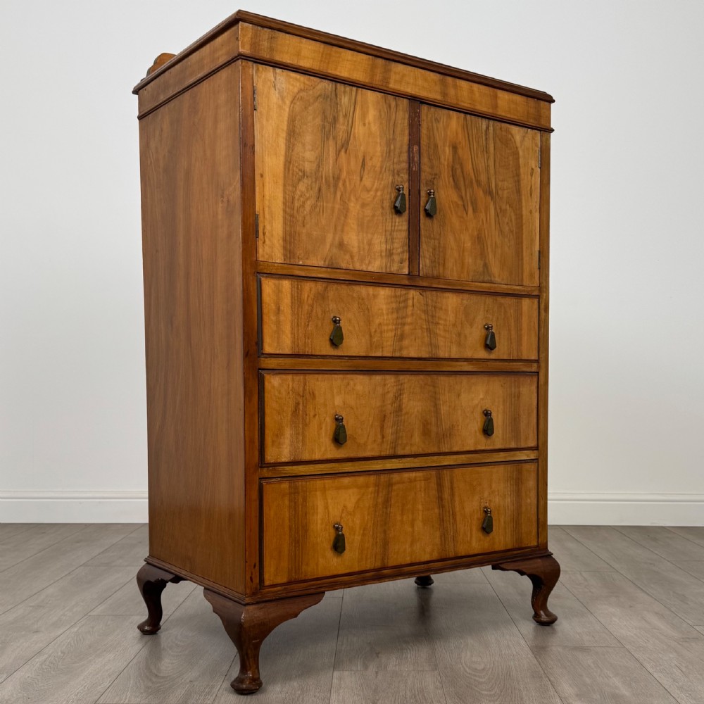 Antique 20th Century Good Quality Cupboard In Figured Walnut  View IX