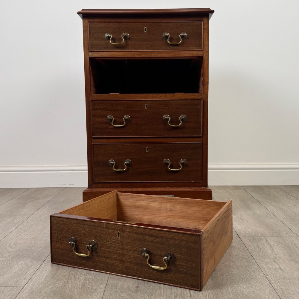 Antique 19th Century Small Mahogany Chest Of Drawers  View XI