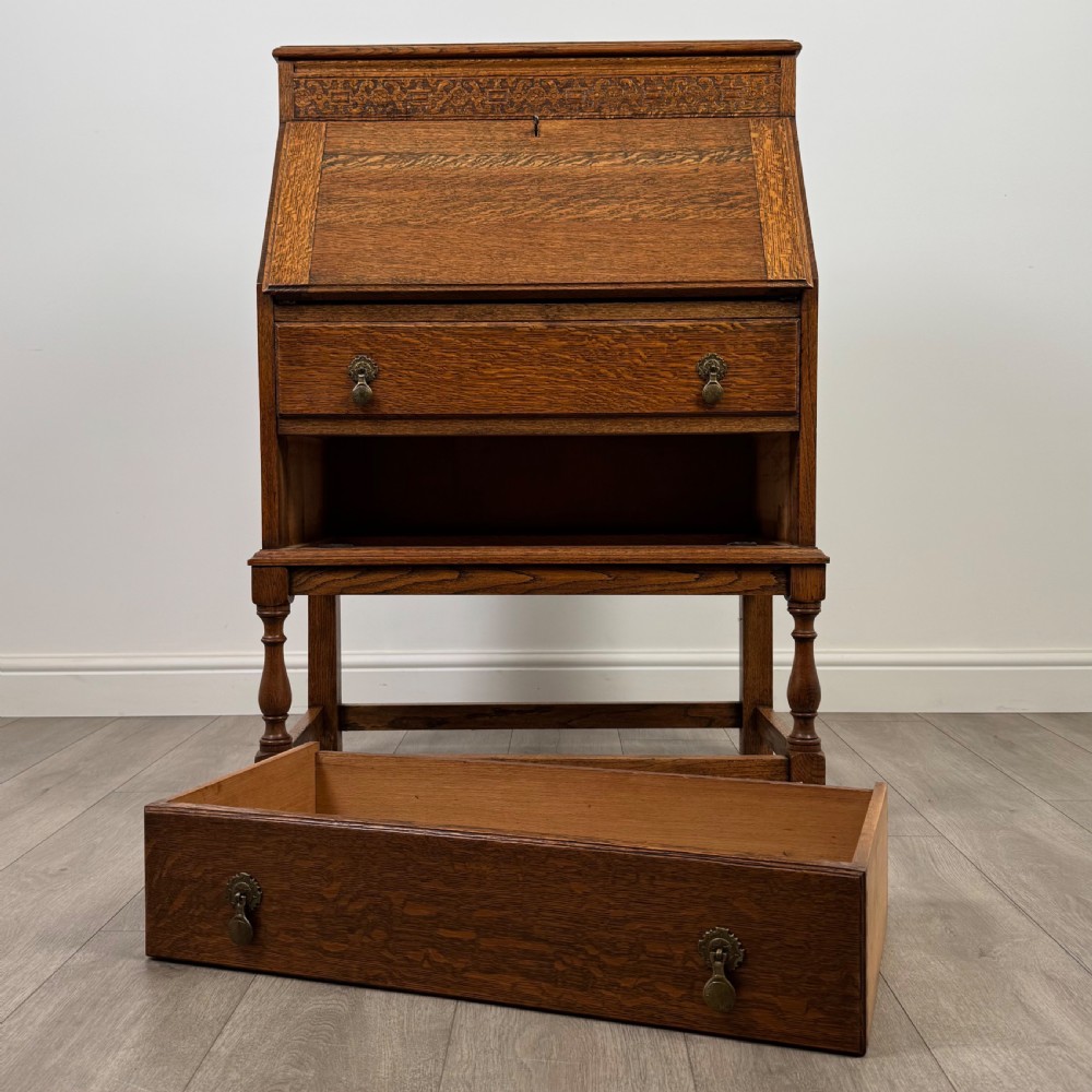 Antique 20th Century Good Quality Bureau In Oak View XIII