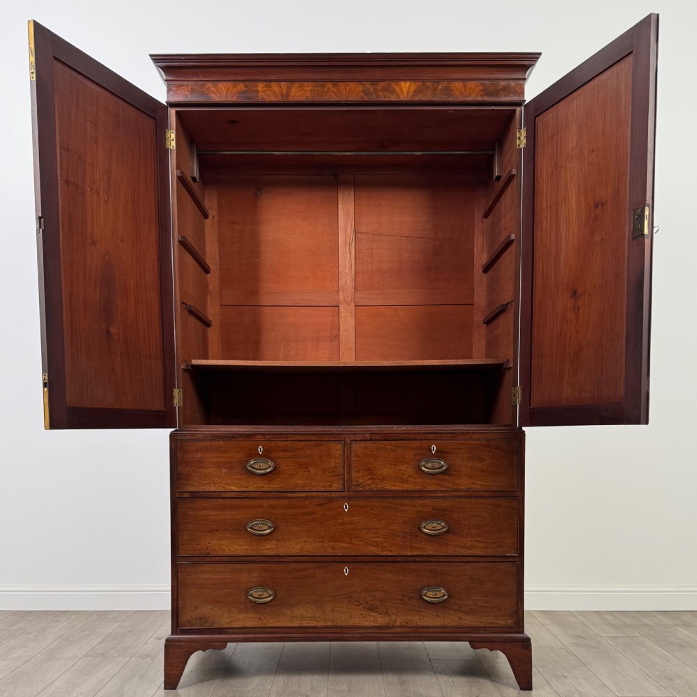  Antique 18th Century Linen Press Cupboard In Mahogany  View II