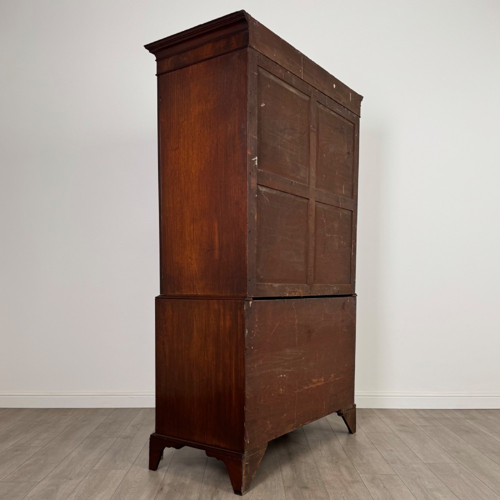  Antique 18th Century Linen Press Cupboard In Mahogany  View IX