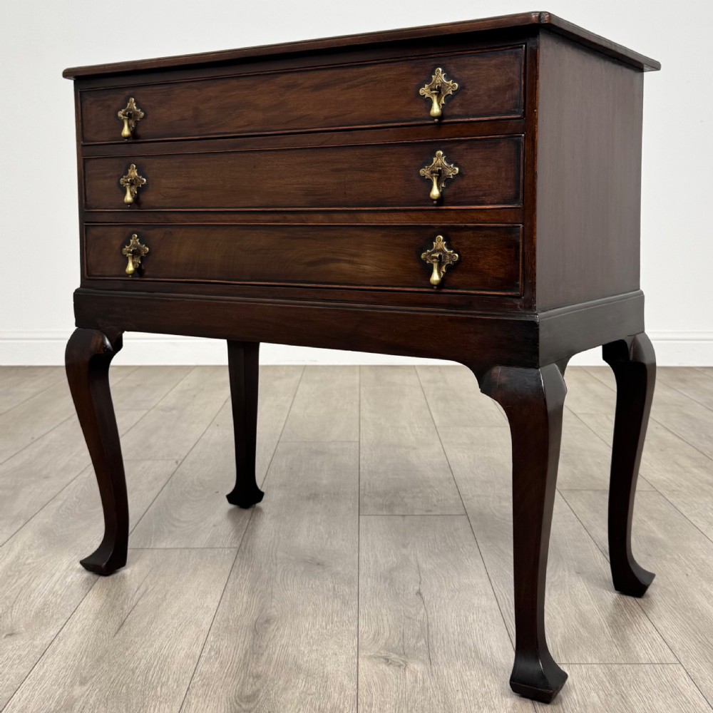  Antique 19th Century Small Chest Of Drawers In Mahogany  View II