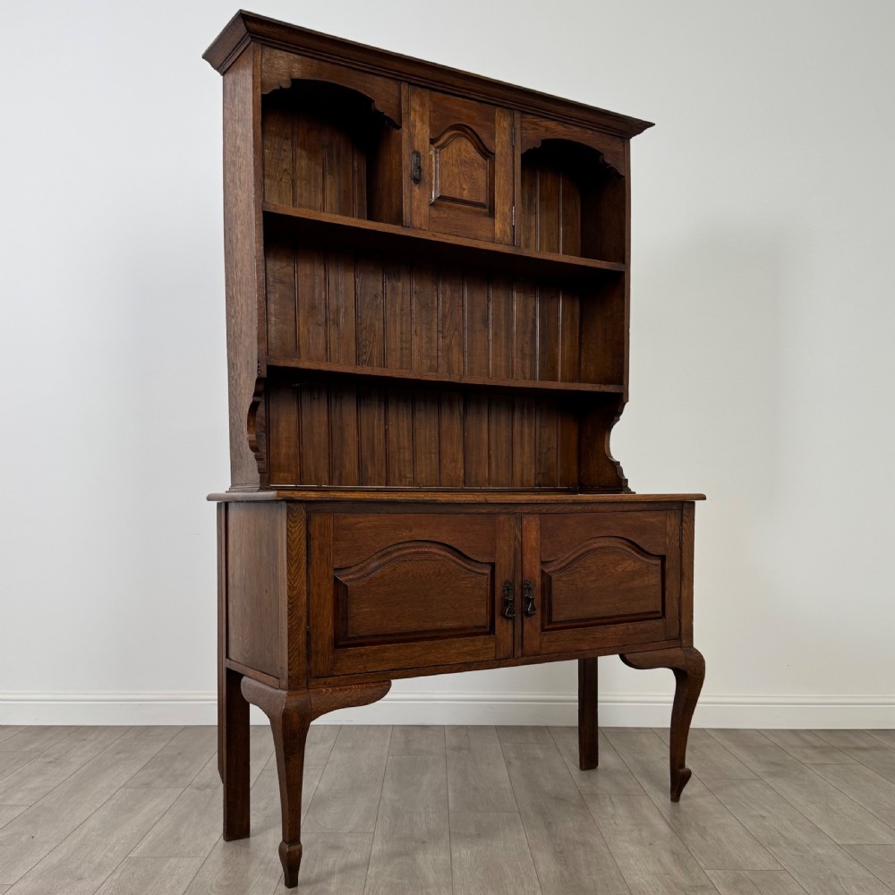  Antique 20th Century Good Quality Dresser In Oak View IX