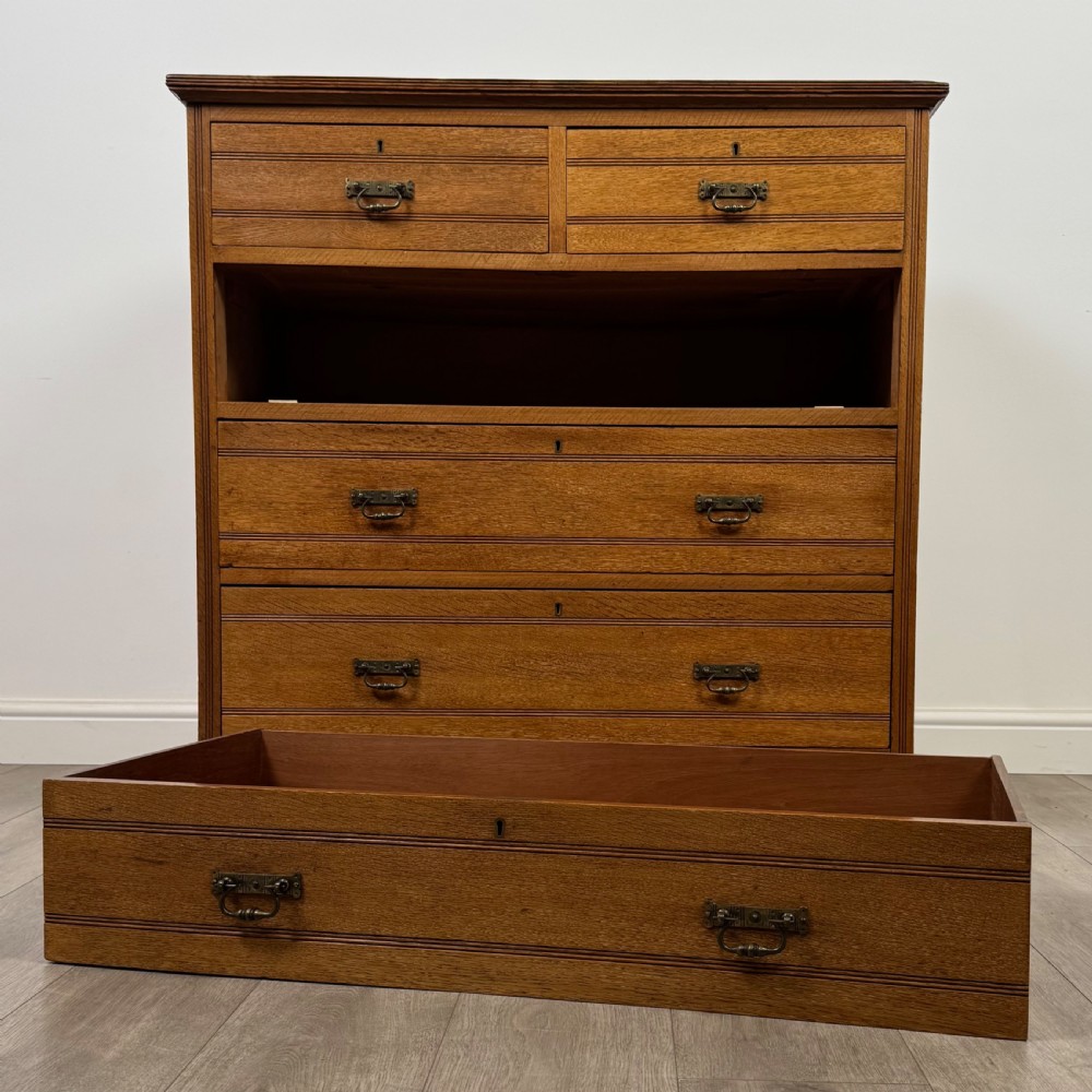  Antique 20th Century Oak Chest Of Drawers By Maple & Co  View XI