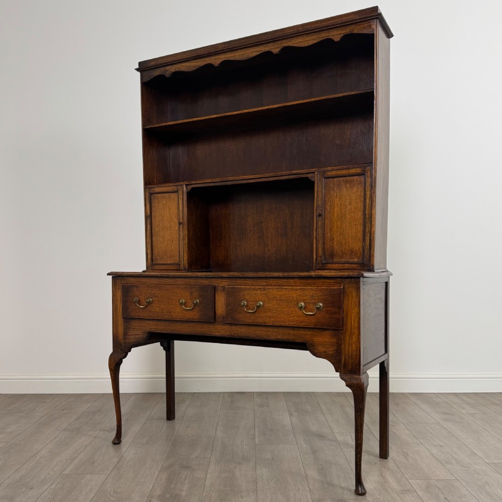 Antique 20th Century Good Quality Dresser In Oak  View III