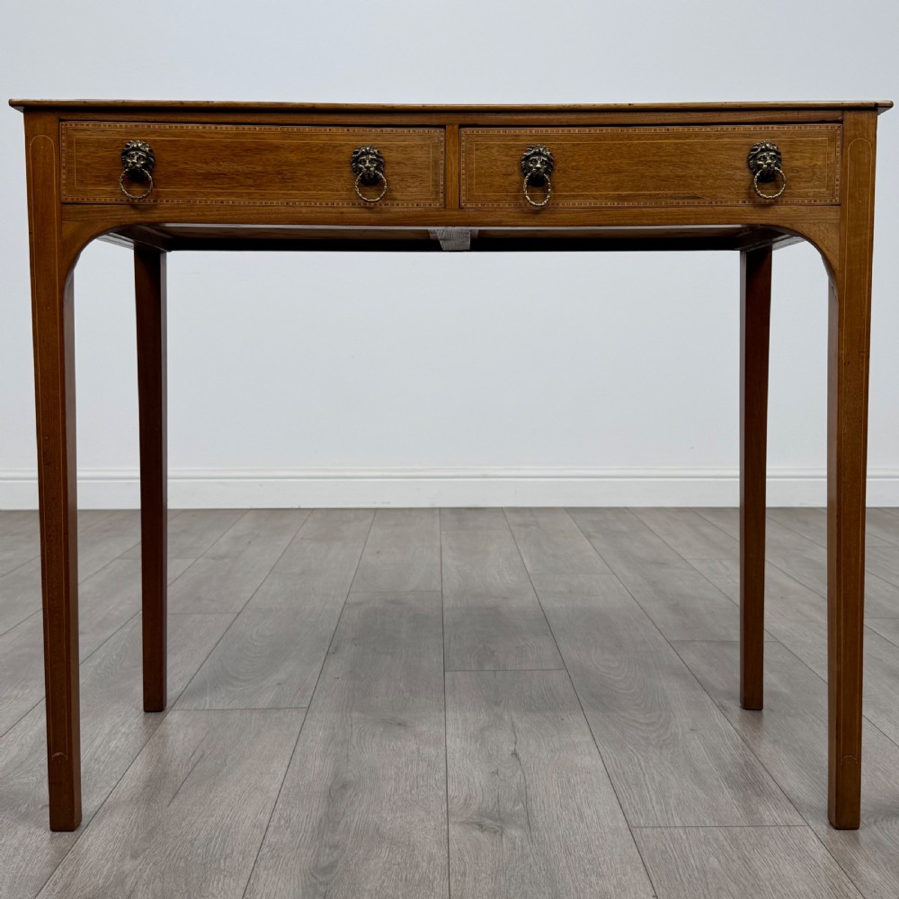 Antique 18th Century Inlaid Writing Table In Mahogany 