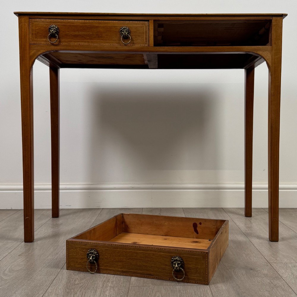 Antique 18th Century Inlaid Writing Table In Mahogany  View X