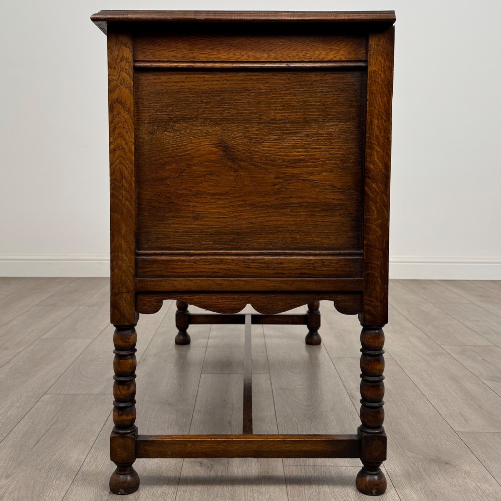 Antique 20th Century Good Quality Chest Of Drawers In Oak  View III