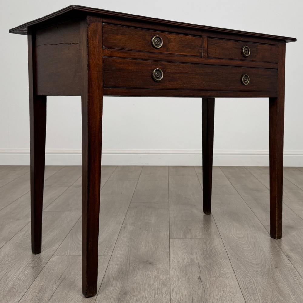 Antique 18th Century Good Quality Writing Table In Mahogany  View VIII