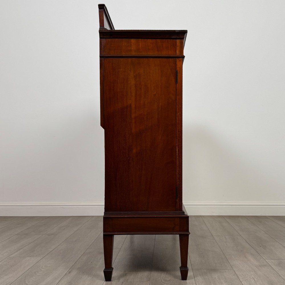  Antique 20th Century Fine Quality Display Cabinet In Mahogany View IX