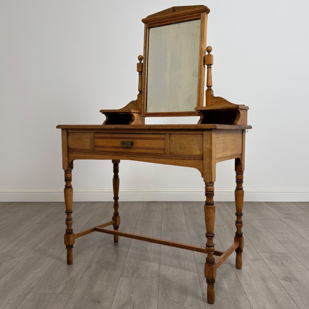 Antique 20th Century Fine Quality Dressing Table In Ash  View II