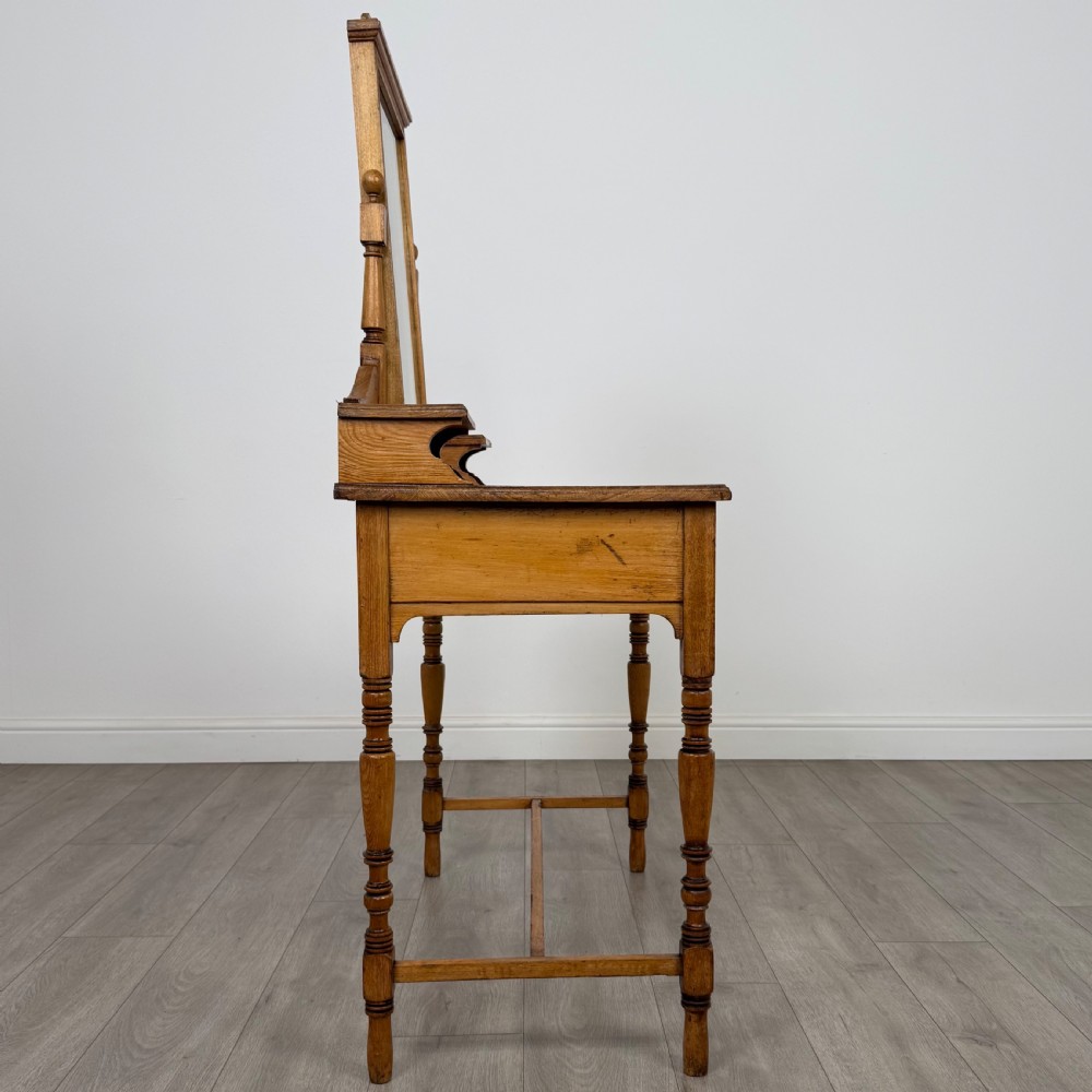 Antique 20th Century Fine Quality Dressing Table In Ash  View VII