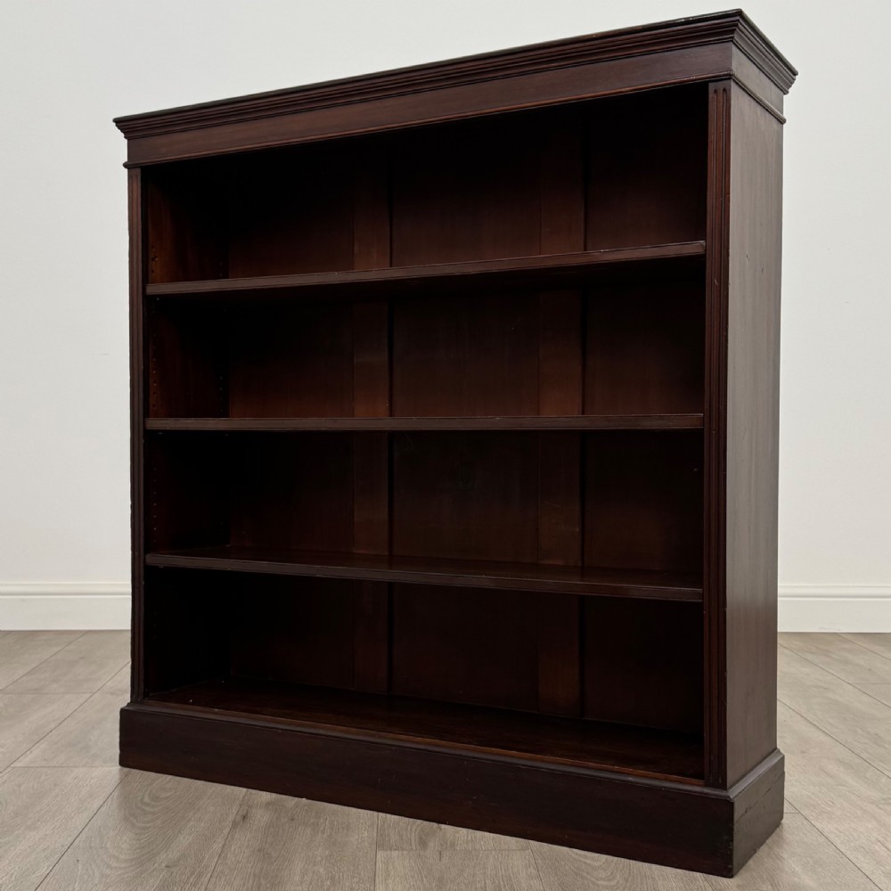 Antique 20th Century Good Quality Open Bookcase In Mahogany View III