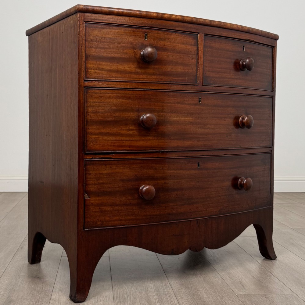 Antique 18th Century Small Mahogany Bow Front Chest Of Drawers View IX