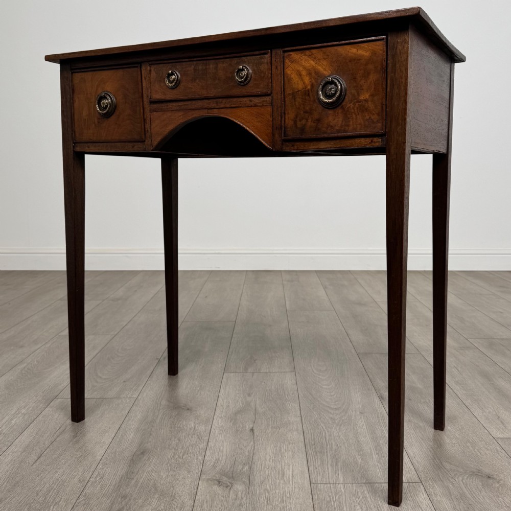 Antique 18th Century Writing Table In Mahogany View II