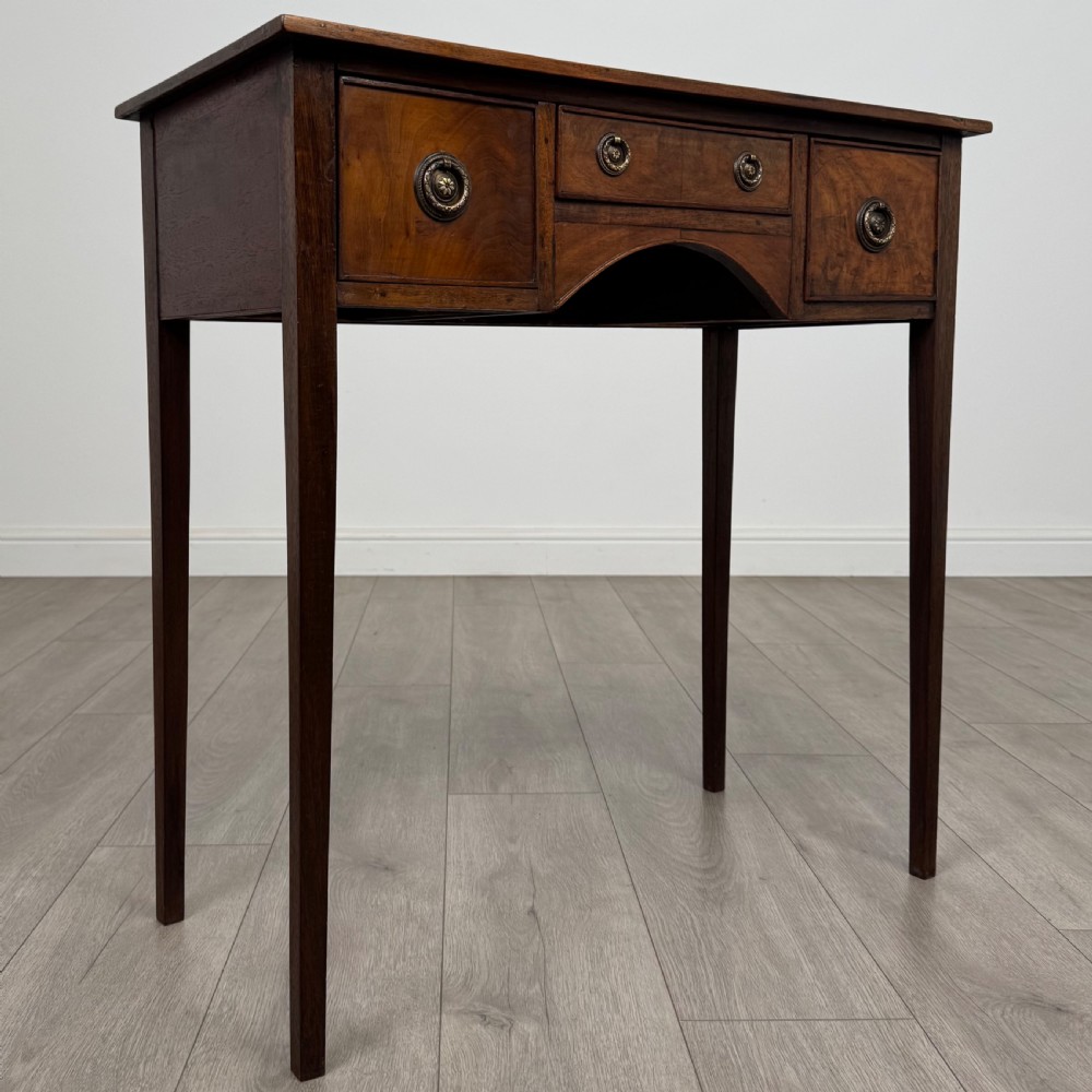 Antique 18th Century Writing Table In Mahogany View VIII
