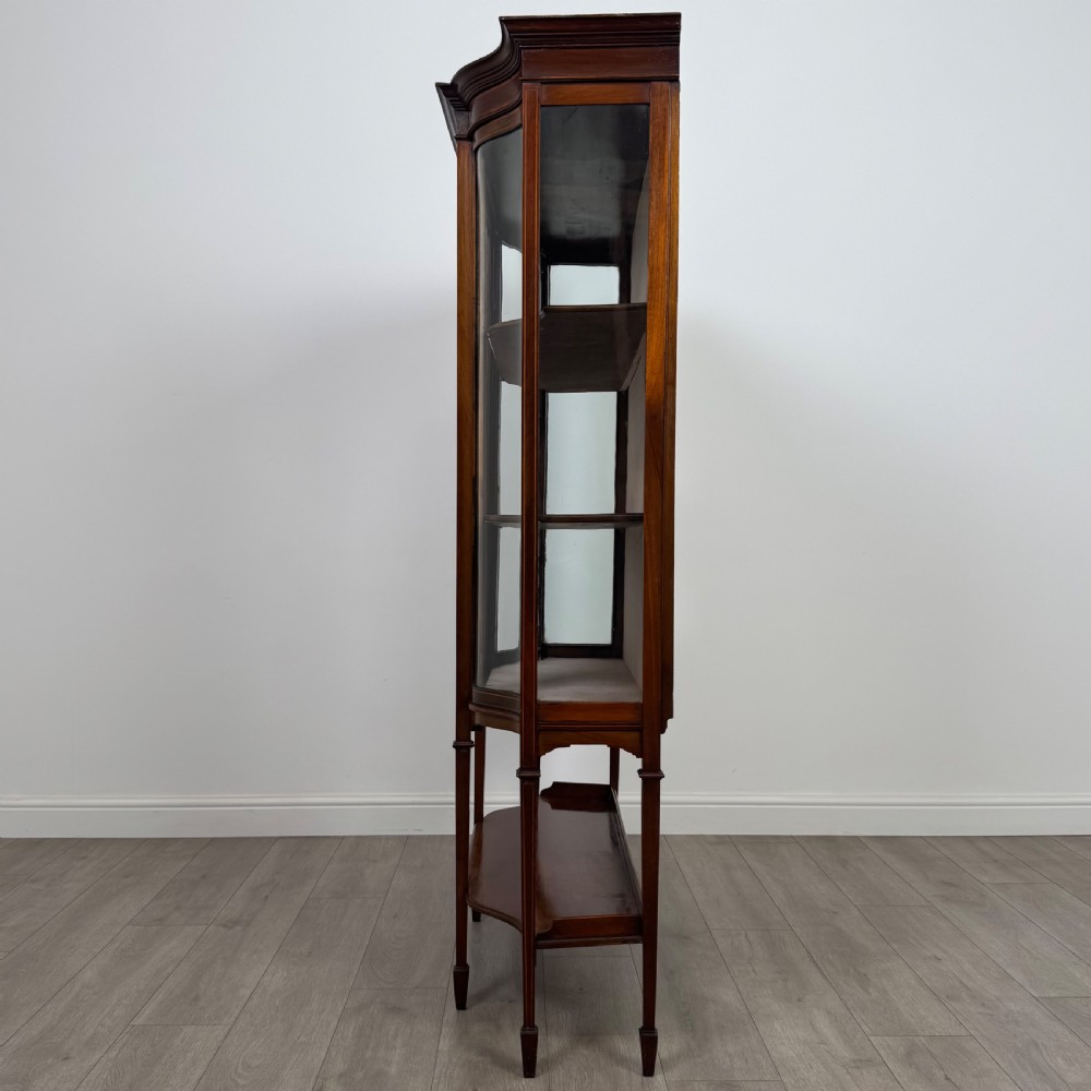 Antique 20th Century Fine Quality Mahogany Display Cabinet  View IV