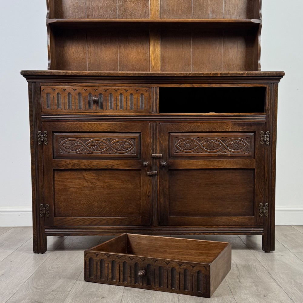 Antique 20th Century Good Quality Dresser In Oak View XI