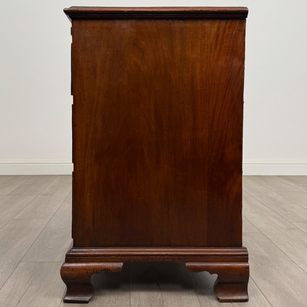 Antique 18th Century Fine Quality Mahogany Chest Of Drawers View III
