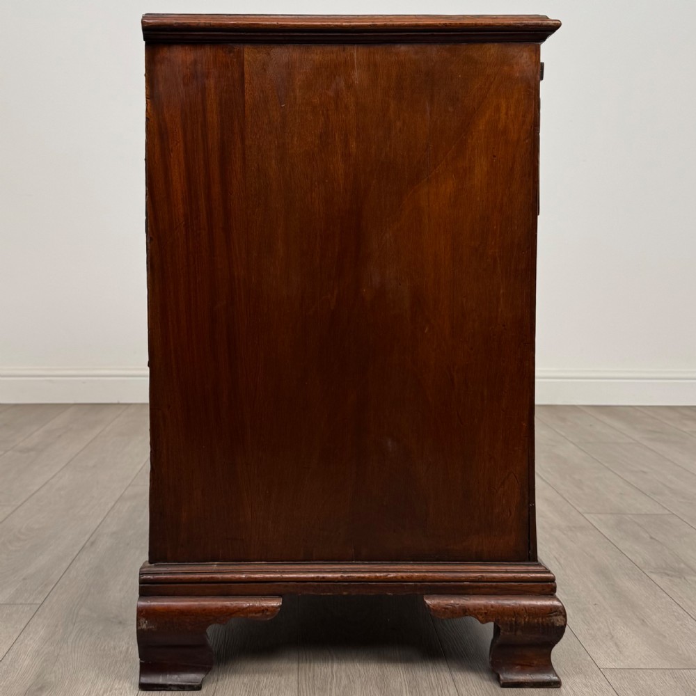 Antique 18th Century Fine Quality Mahogany Chest Of Drawers View VIII