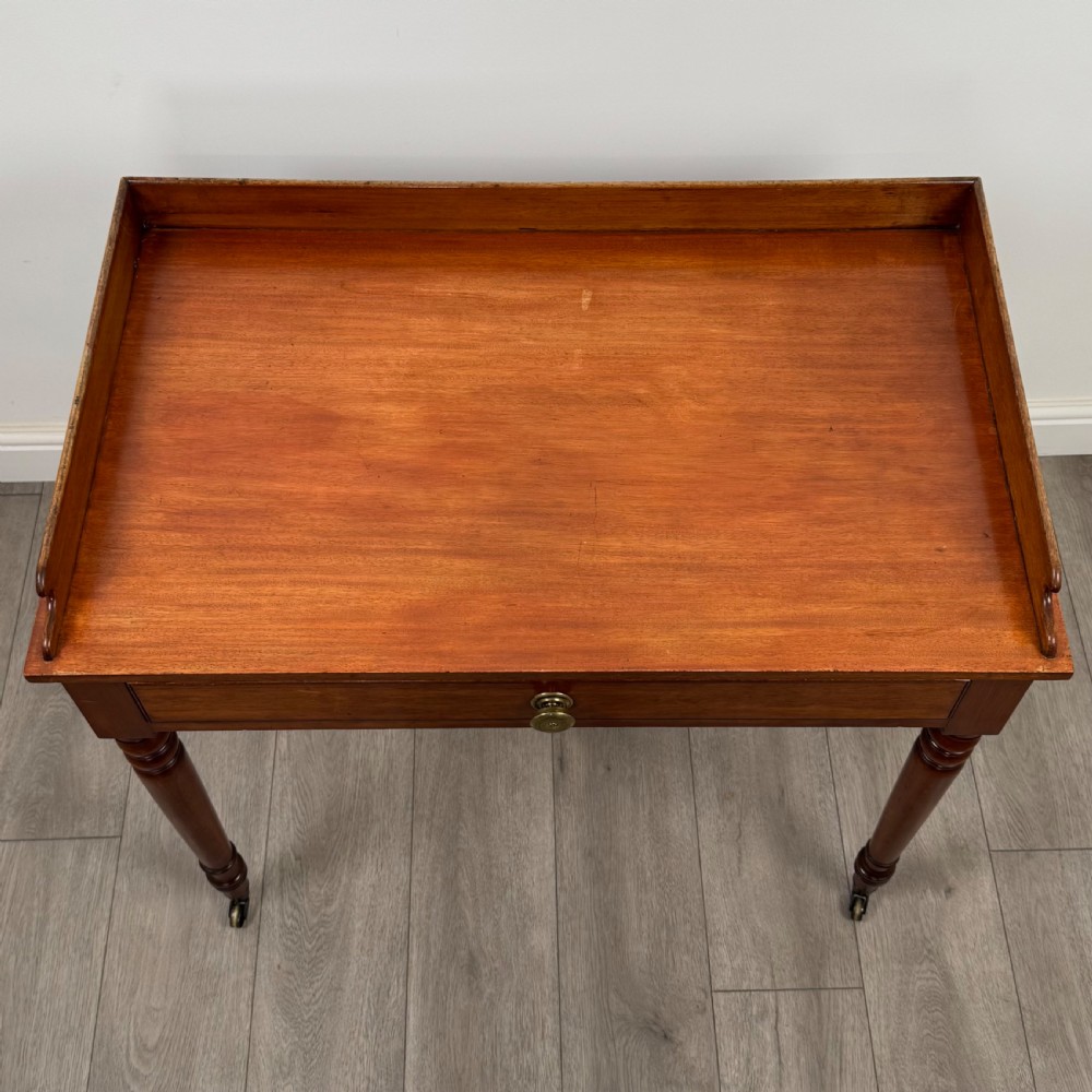 Antique 18th Century Good Quality Writing Table In Mahogany  View X