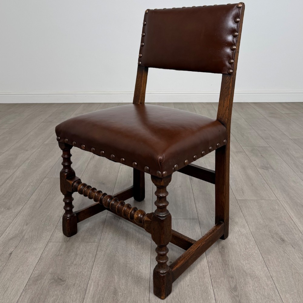Antique 20th Century Set Of 8 Oak Bobbin Turned Dining Chairs  View III