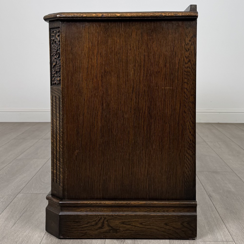 Antique 20th Century Low Chest Of Drawers In Oak View III