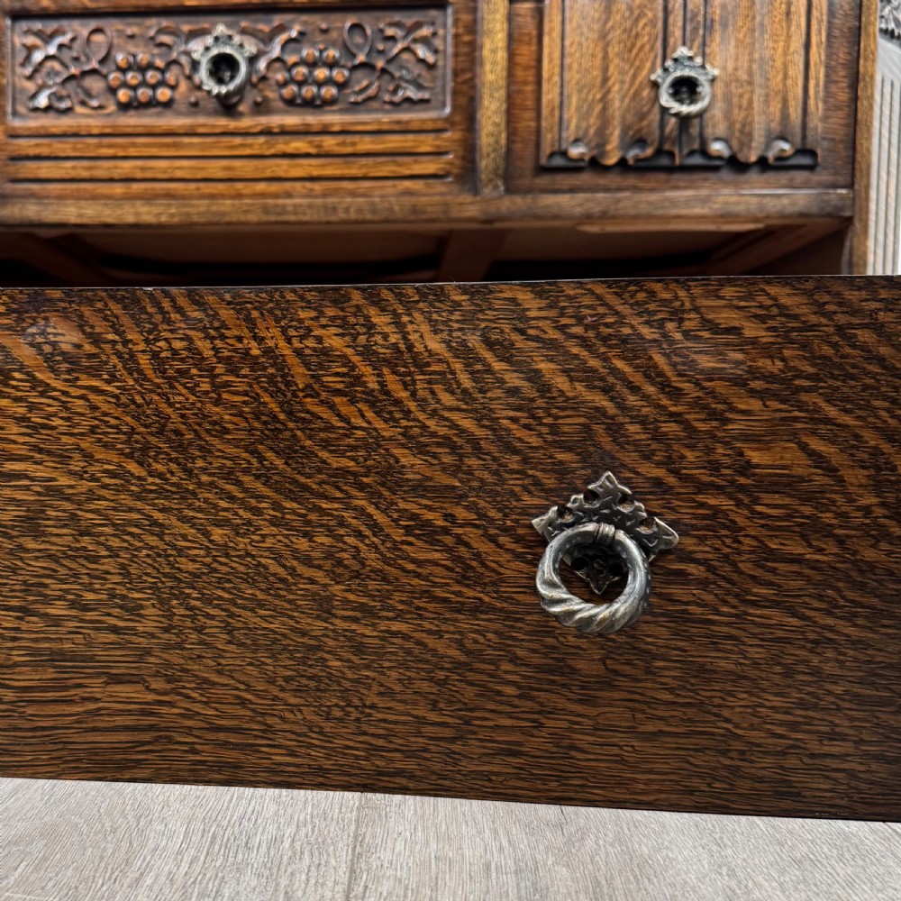 Antique 20th Century Low Chest Of Drawers In Oak View XII