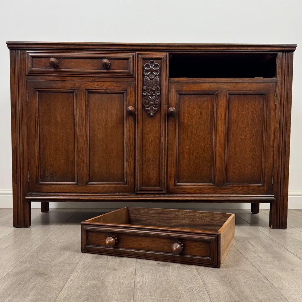 Antique 20th Century Good Quality Sideboard In Oak  View XII