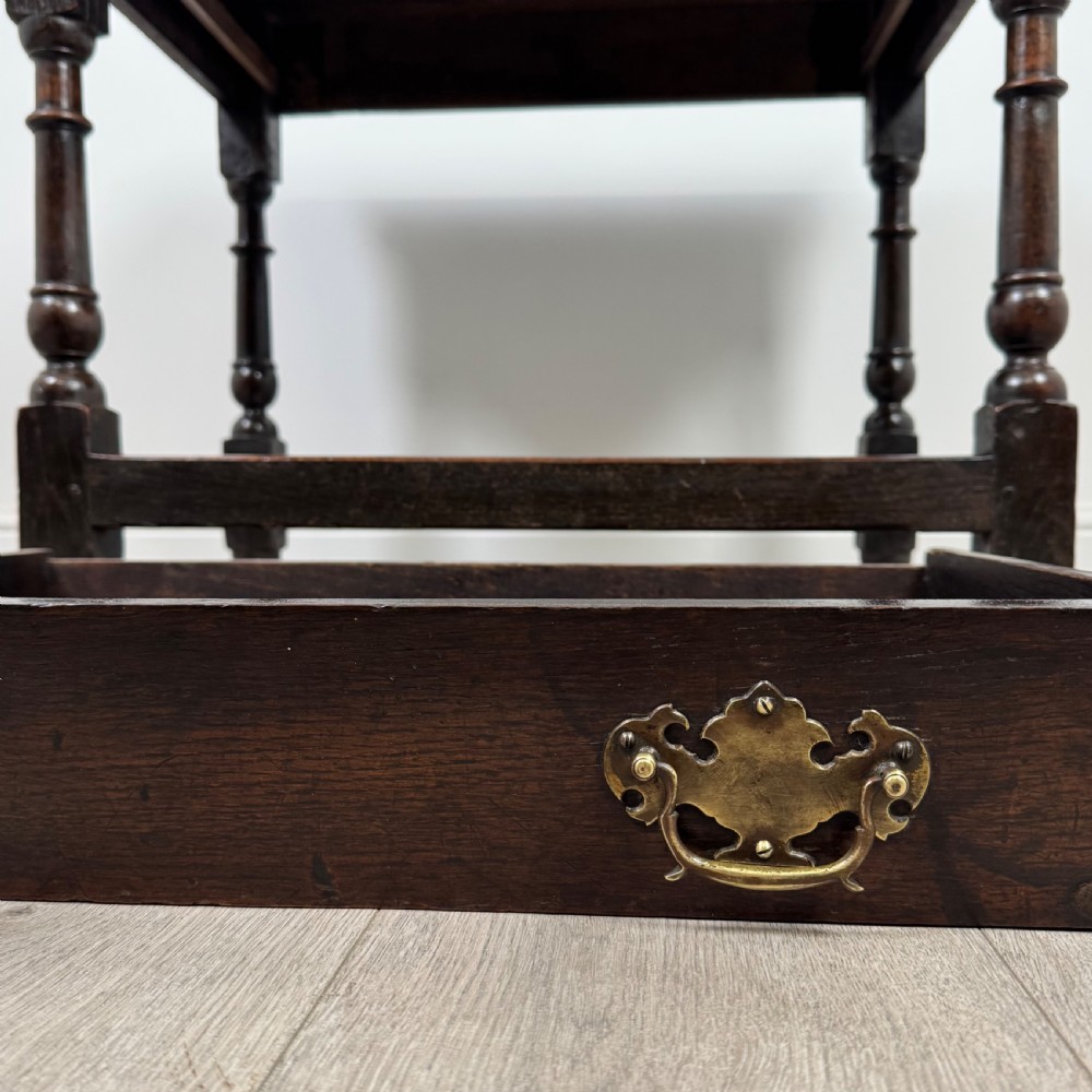 Antique 18th Century Good Quality Side Table In Oak View XI